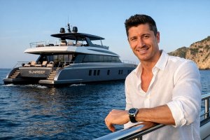 Моторная яхта Sunreef и современный яхтинг: почему Роберт Левандовски стал послом бренда